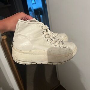 White platform jslides